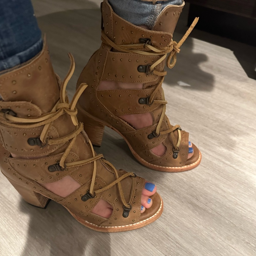Leather new freebird sandals